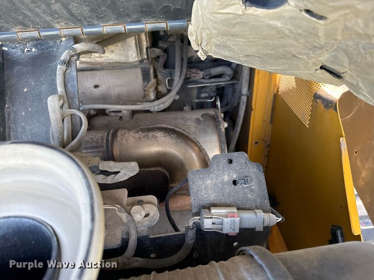 image for item DR2805 2017 John Deere 333G tracked skid steer loader