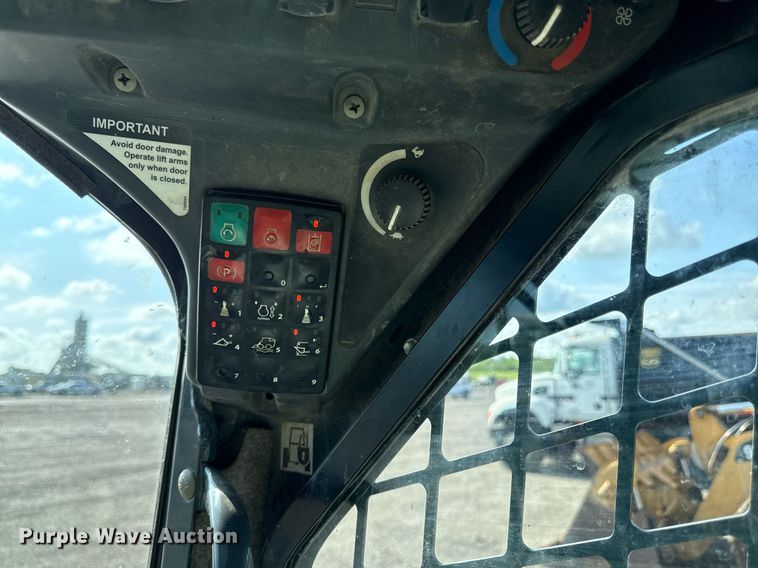 image for item DR2806 2018 John Deere 333G tracked skid steer loader