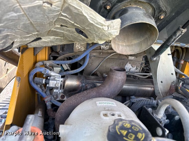 image for item DR2806 2018 John Deere 333G tracked skid steer loader