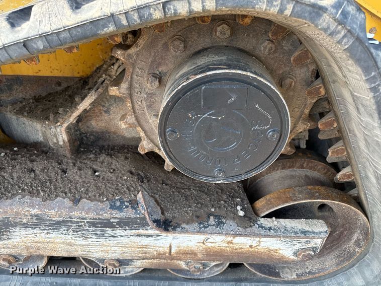 image for item DR2806 2018 John Deere 333G tracked skid steer loader