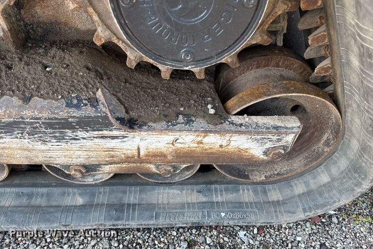 image for item DR2806 2018 John Deere 333G tracked skid steer loader