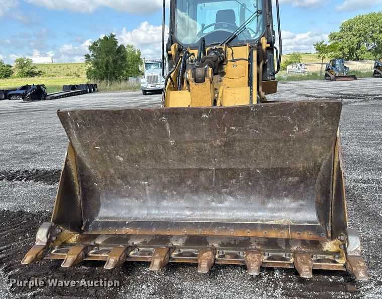 image for item DR2807 2008 Caterpillar 953D track loader