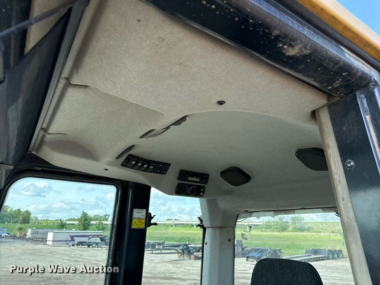 image for item DR2807 2008 Caterpillar 953D track loader