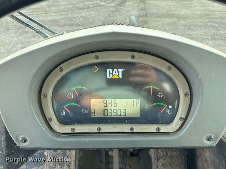 image for item DR2807 2008 Caterpillar 953D track loader