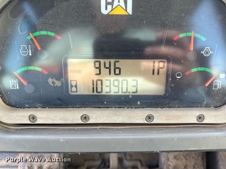 image for item DR2807 2008 Caterpillar 953D track loader