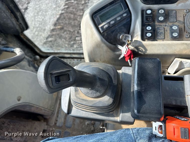 image for item DR2807 2008 Caterpillar 953D track loader