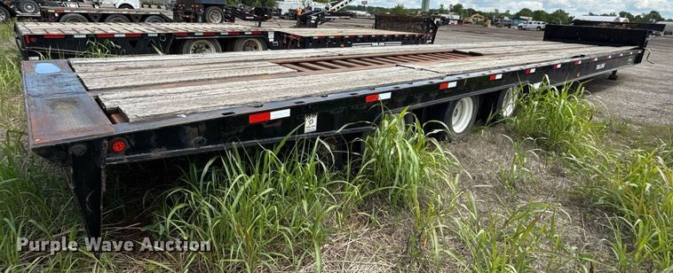 image for item DR2812 2001 Trail King drop deck trailer