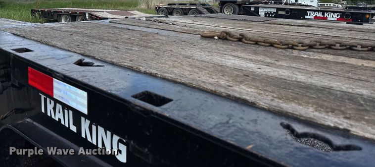 image for item DR2812 2001 Trail King drop deck trailer