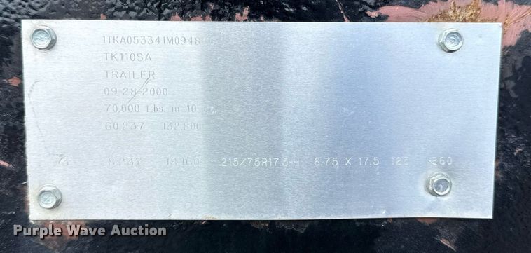 image for item DR2812 2001 Trail King drop deck trailer