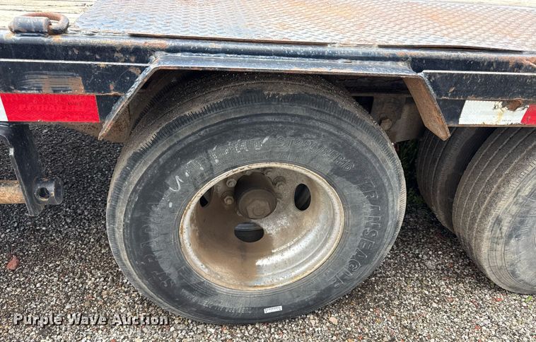 image for item DR2813 2016 PJ equipment trailer