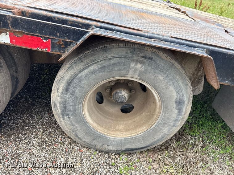 image for item DR2813 2016 PJ equipment trailer