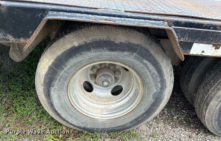 image for item DR2813 2016 PJ equipment trailer