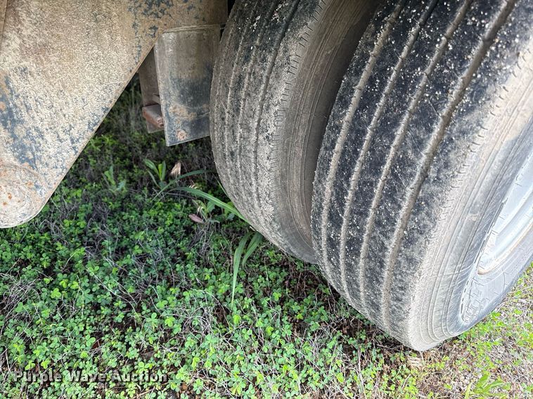 image for item DR2813 2016 PJ equipment trailer