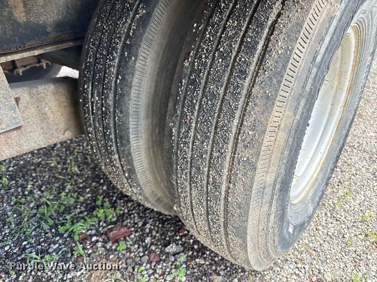 image for item DR2813 2016 PJ equipment trailer