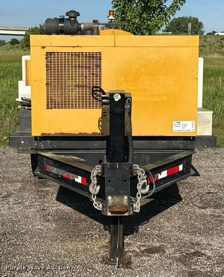 image for item DR2818 2017 Vermeer LP873SDT vacuum trailer