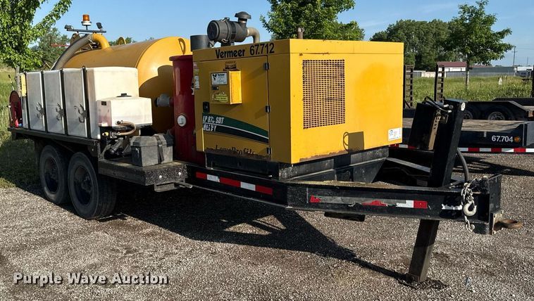 image for item DR2818 2017 Vermeer LP873SDT vacuum trailer