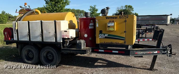 image for item DR2818 2017 Vermeer LP873SDT vacuum trailer