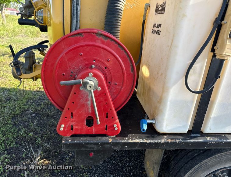 image for item DR2818 2017 Vermeer LP873SDT vacuum trailer