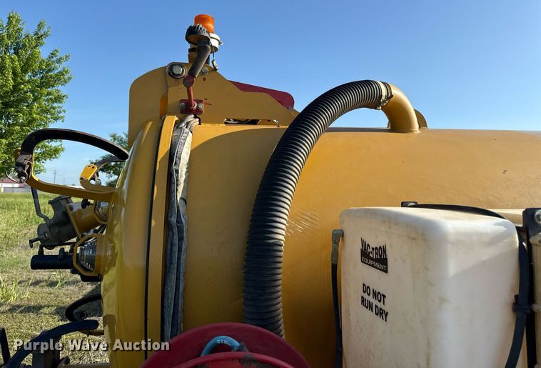 image for item DR2818 2017 Vermeer LP873SDT vacuum trailer