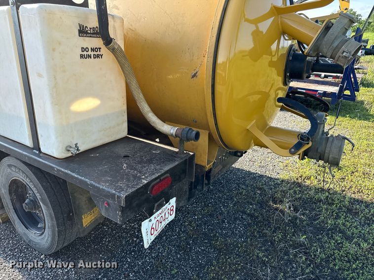 image for item DR2818 2017 Vermeer LP873SDT vacuum trailer