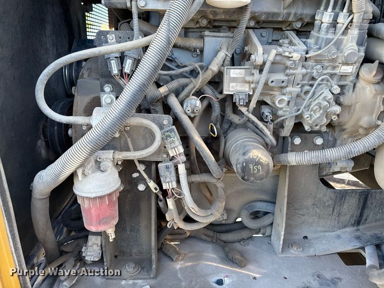 image for item DR2818 2017 Vermeer LP873SDT vacuum trailer