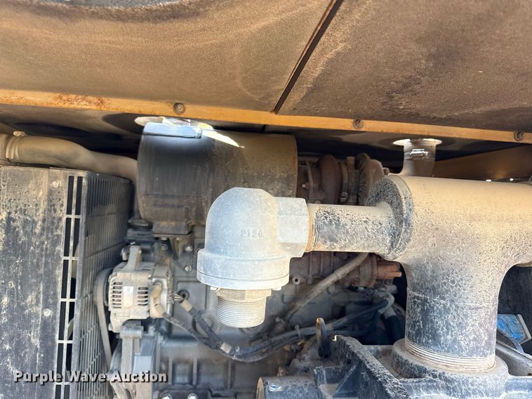 image for item DR2818 2017 Vermeer LP873SDT vacuum trailer