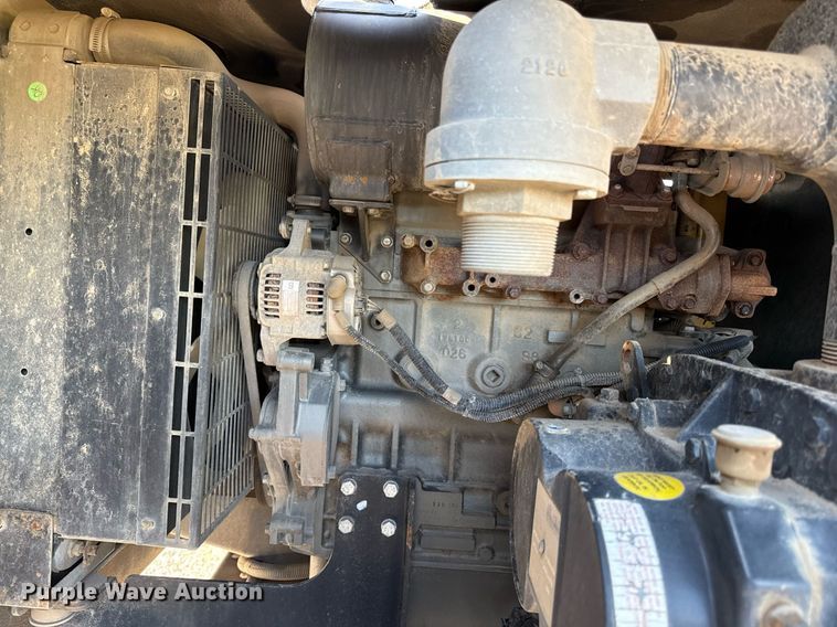 image for item DR2818 2017 Vermeer LP873SDT vacuum trailer