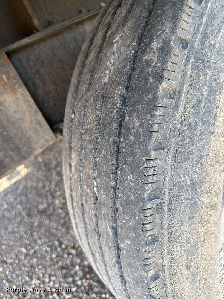 image for item DR2818 2017 Vermeer LP873SDT vacuum trailer