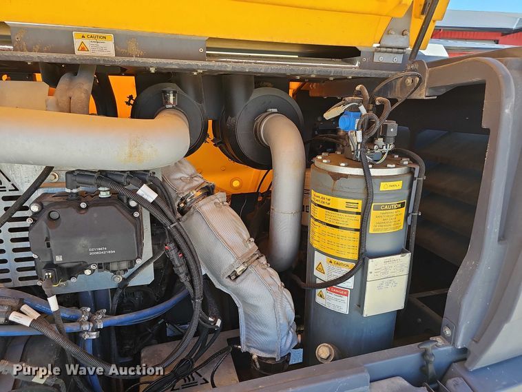 image for item DR3827 2018 Atlas-Copco XATS 400 JD8 air compressor