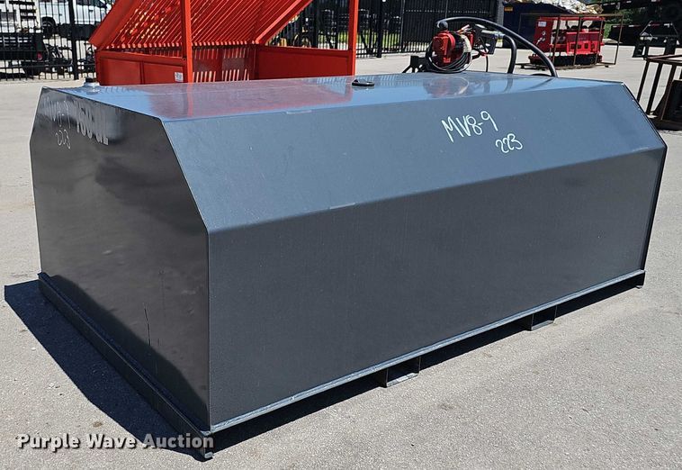 image for item DR3830 Fuel tank