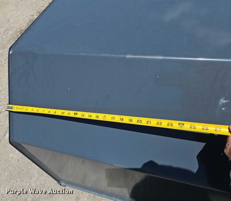 image for item DR3830 Fuel tank