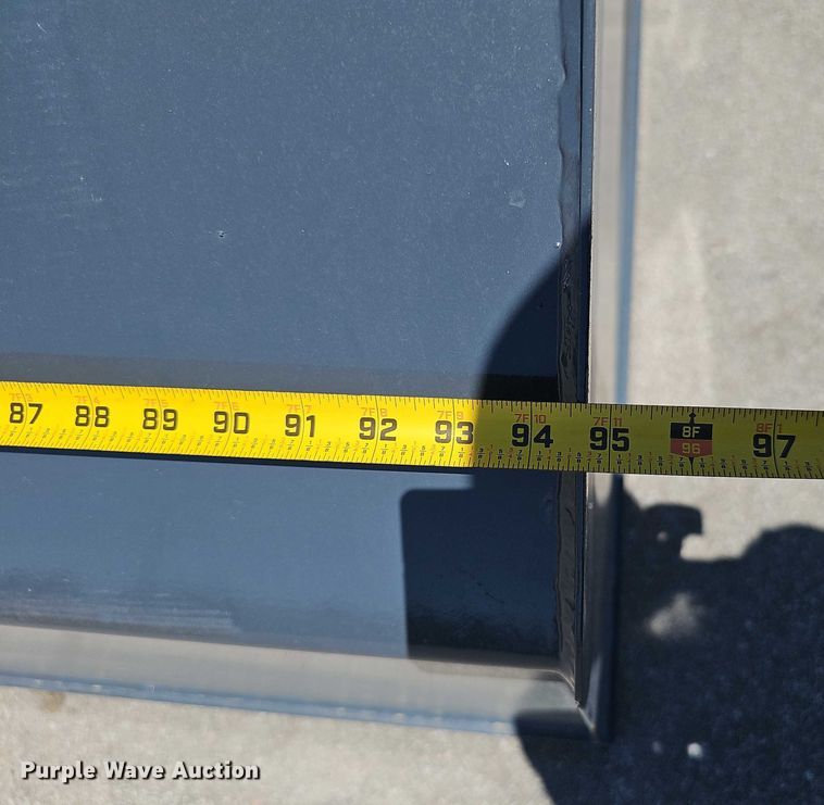 image for item DR3830 Fuel tank