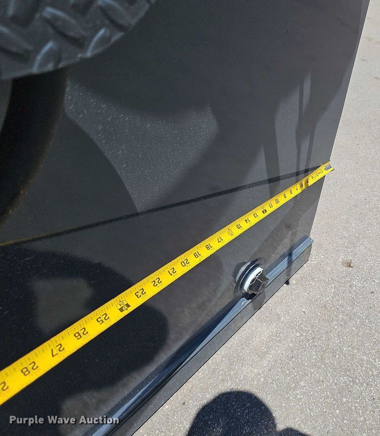 image for item DR3830 Fuel tank