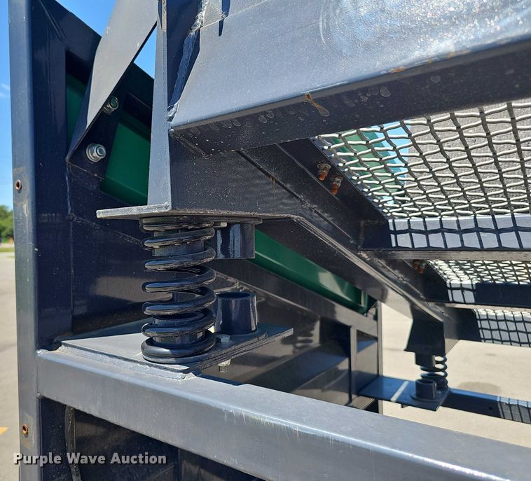 image for item DR3836 Rock screen