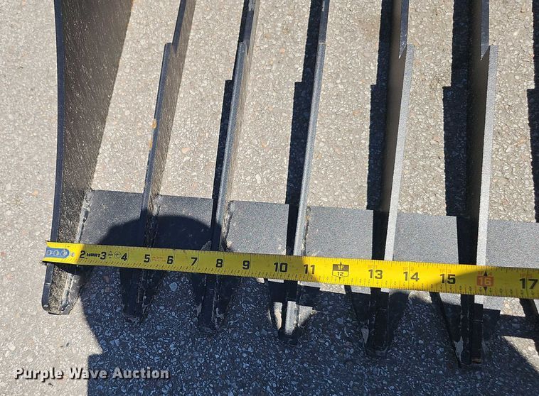 image for item DR3843 2025 SH-78 skid steer rock bucket