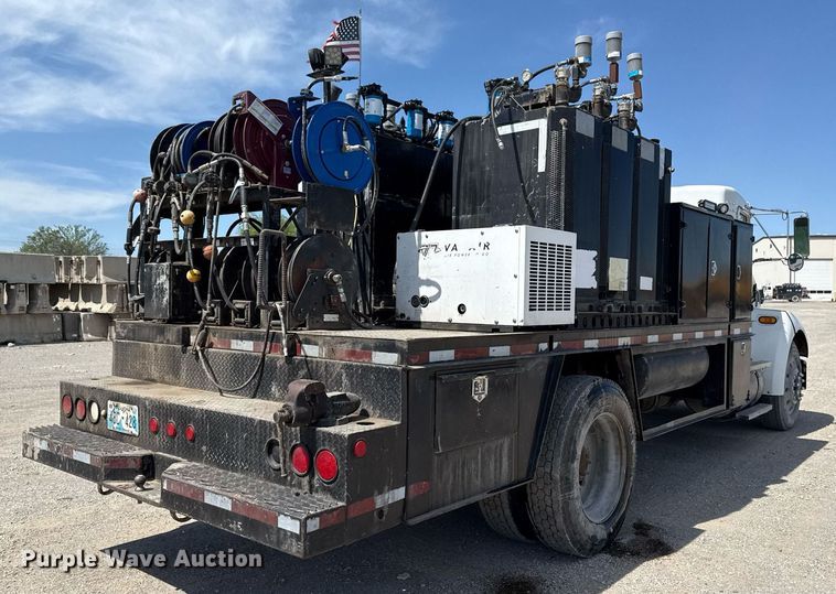 image for item DS3706 2007 Kenworth utility / service truck