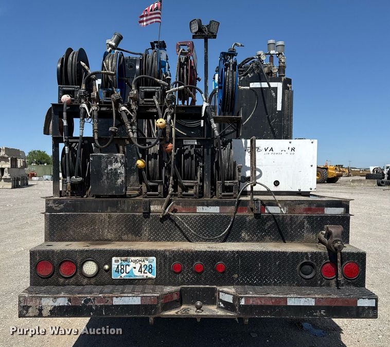 image for item DS3706 2007 Kenworth utility / service truck