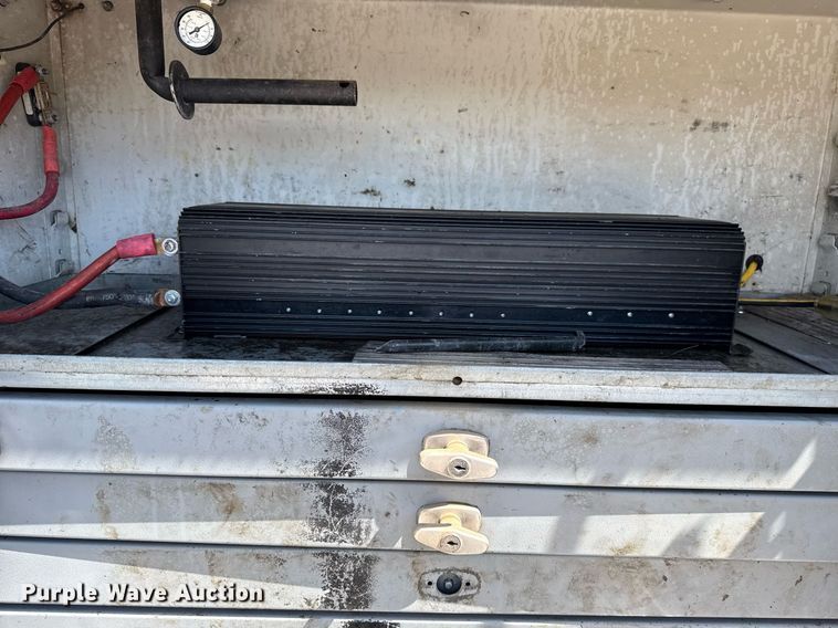 image for item DS3706 2007 Kenworth utility / service truck