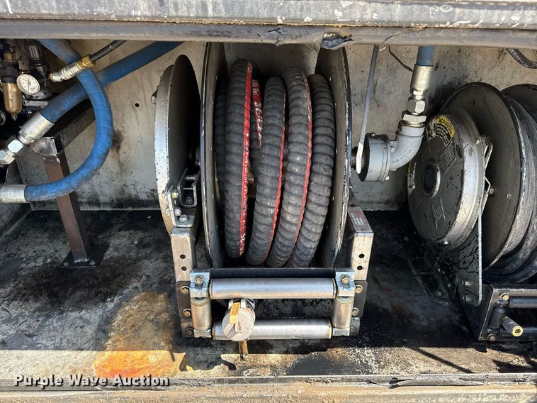 image for item DS3706 2007 Kenworth utility / service truck