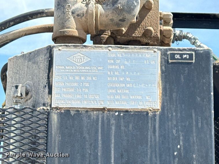 image for item DS3706 2007 Kenworth utility / service truck