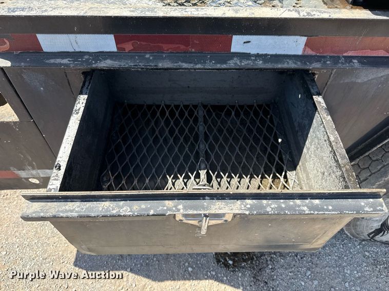 image for item DS3706 2007 Kenworth utility / service truck