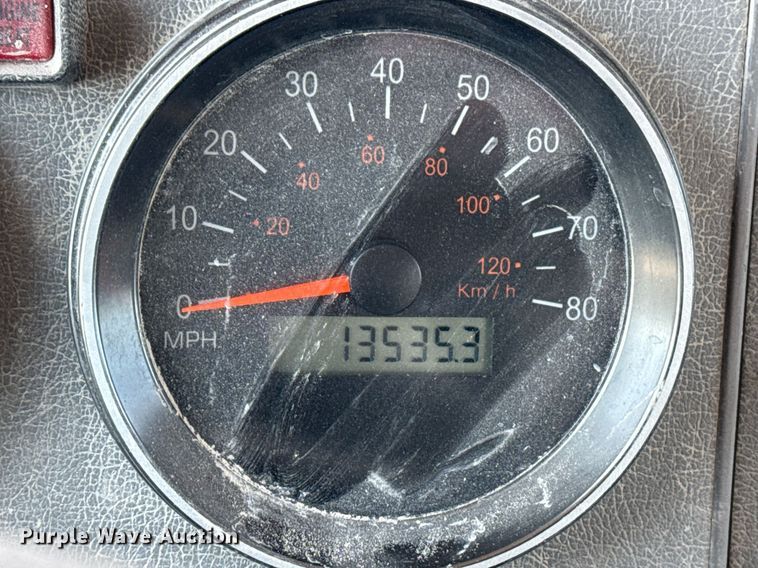 image for item DS3706 2007 Kenworth utility / service truck