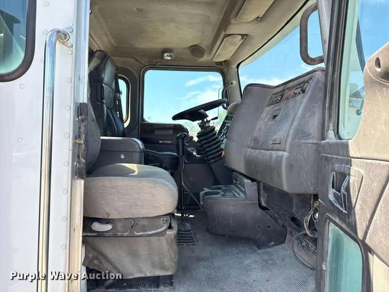 image for item DS3706 2007 Kenworth utility / service truck