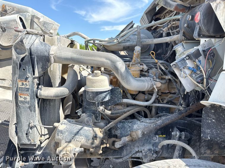 image for item DS3706 2007 Kenworth utility / service truck