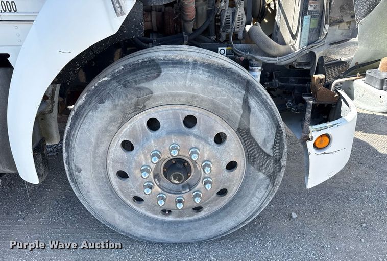 image for item DS3706 2007 Kenworth utility / service truck