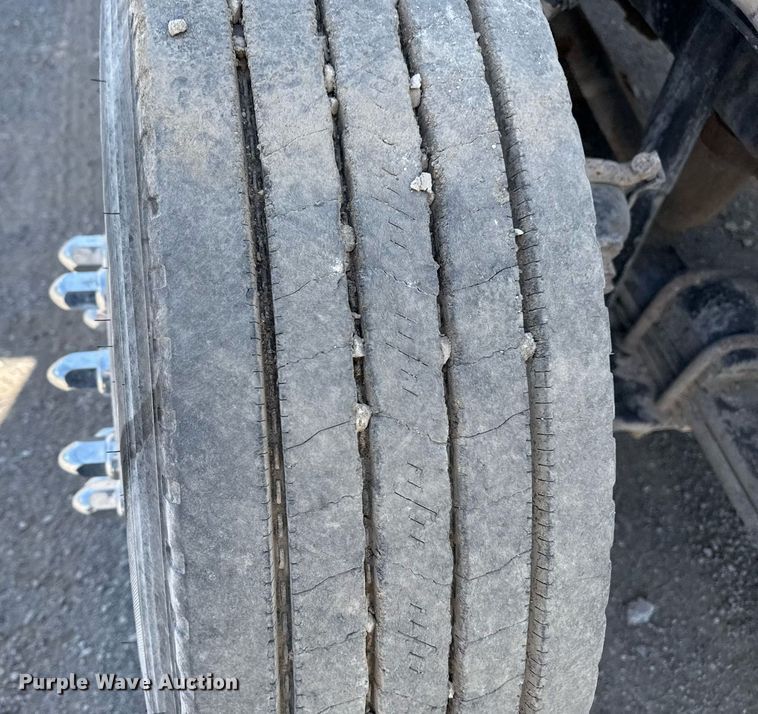 image for item DS3706 2007 Kenworth utility / service truck