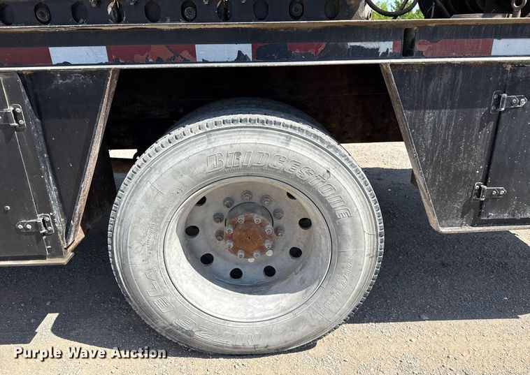 image for item DS3706 2007 Kenworth utility / service truck