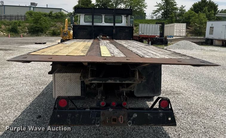 image for item DS4351 1992 Freightliner FL80 rollback truck