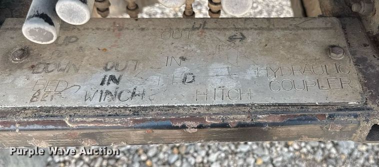 image for item DS4351 1992 Freightliner FL80 rollback truck