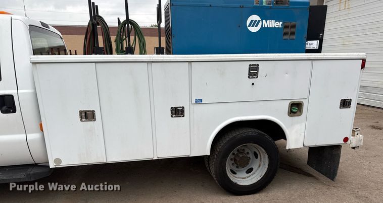 image for item DS4359 2008 Ford F450 Super Duty XL utility / service truck